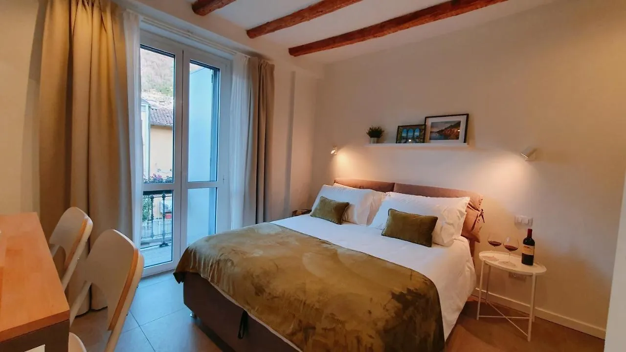 Bed & Breakfast Foscolo 9 Room - Breakfast Como