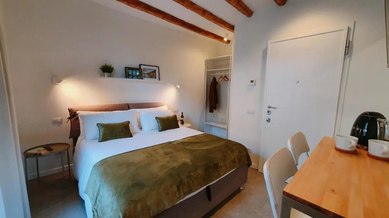 Foscolo 9 Room - Breakfast Como